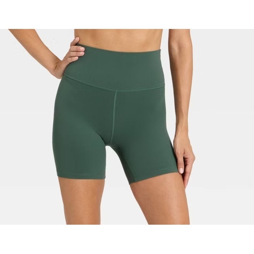 All in Motion Women's Everyday Soft Ultra High Rise 6" Biker Shorts - Green - M
